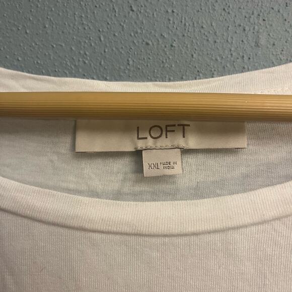 LOFT T-Shirt - Picture 3 of 4
